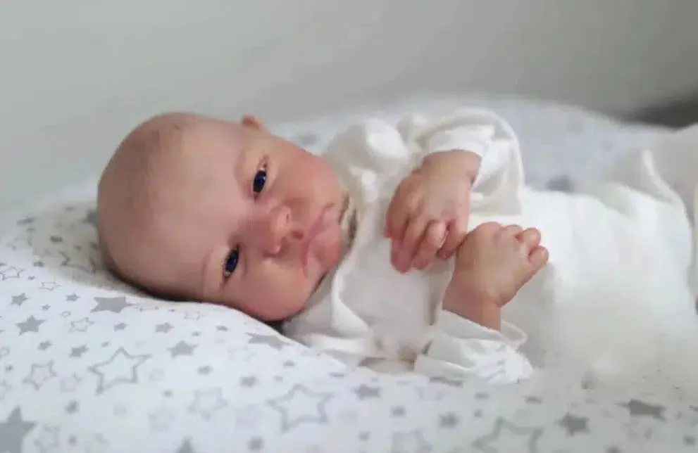 17-Inch Lifelike Finished Reborn Baby Dolls Zara - Serenade of Dreams