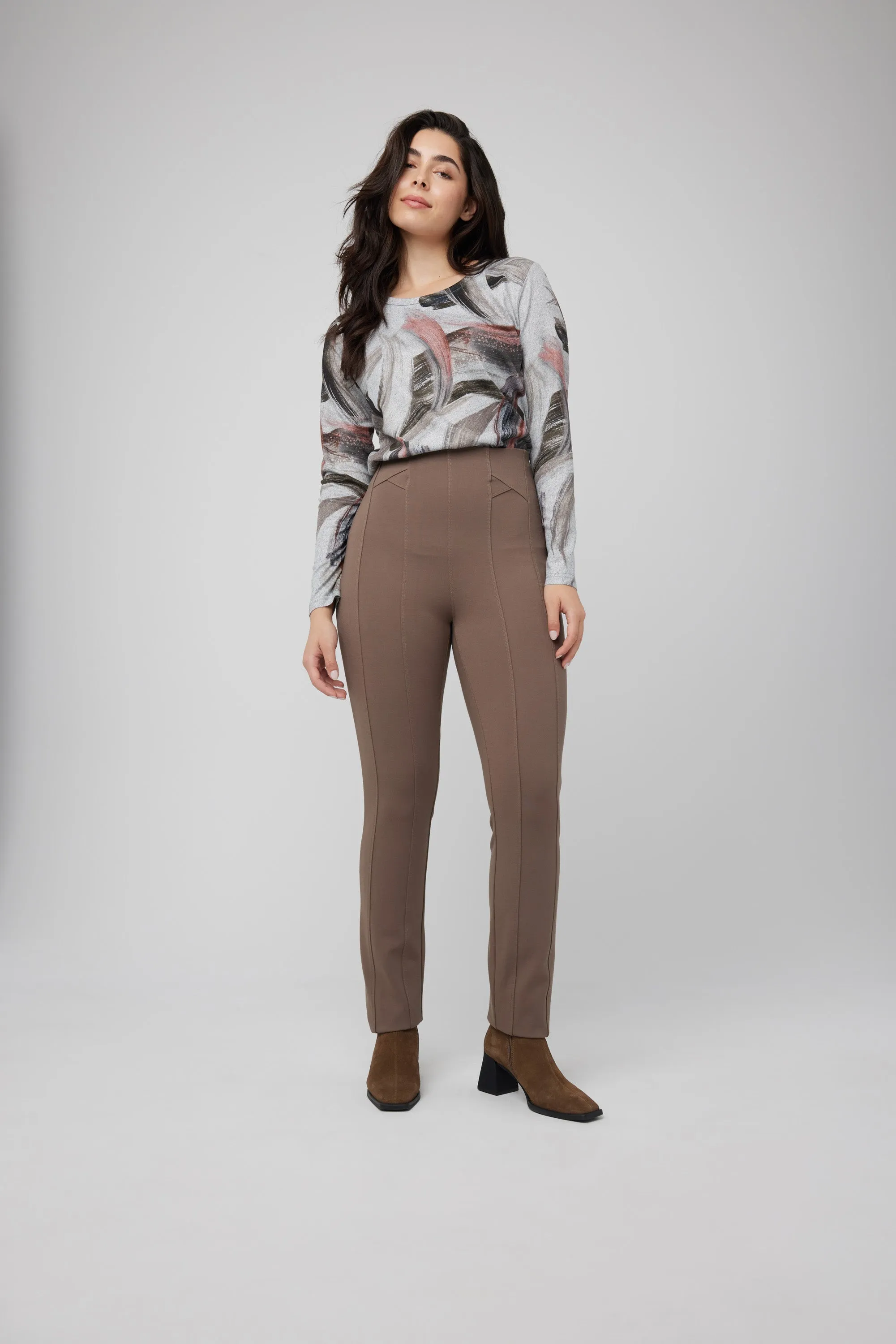 Front Seam Slim Pull On Pant