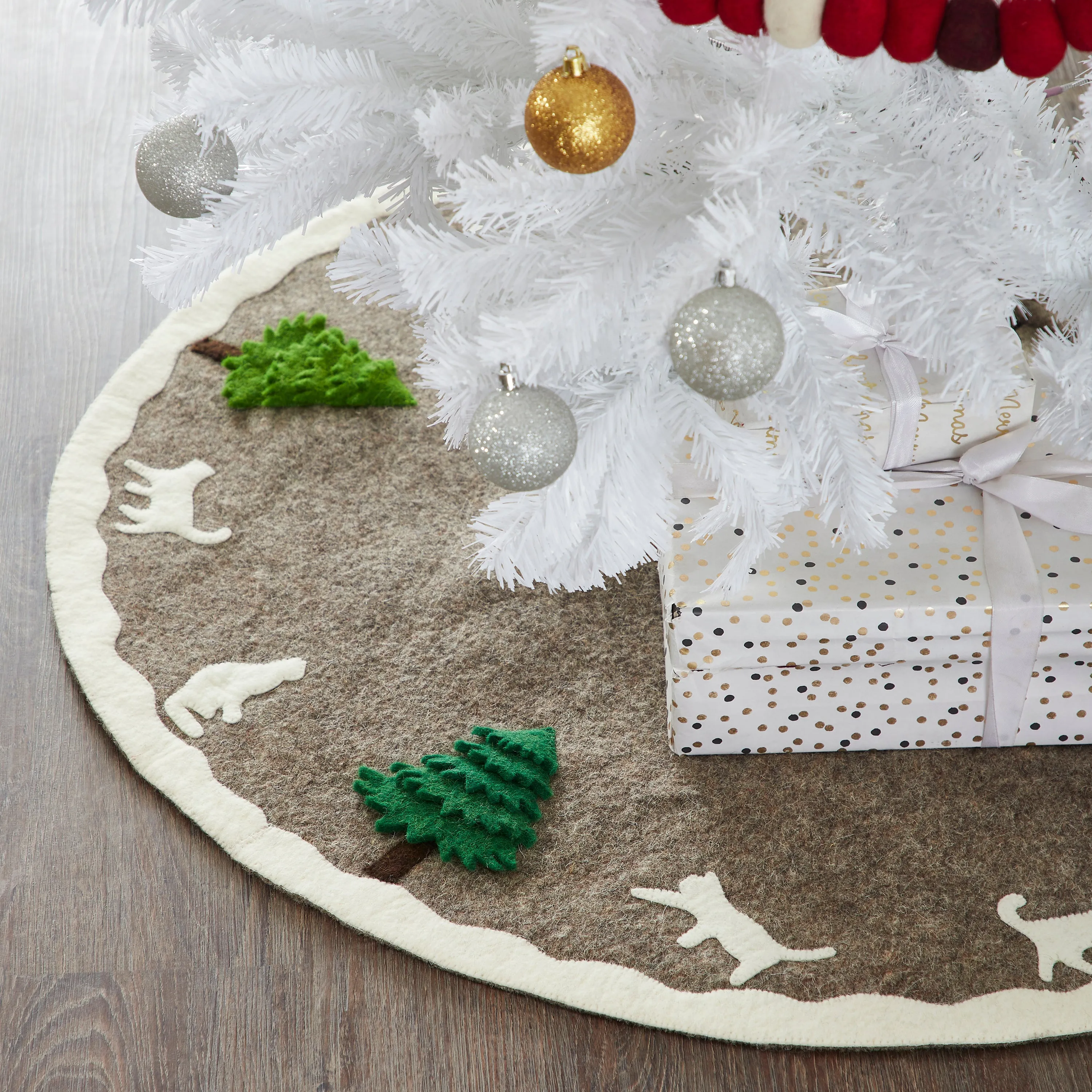 Handmade Felted Grey Christmas Tree Skirt - 36", Cream Cats & Green Trees T1CAT36