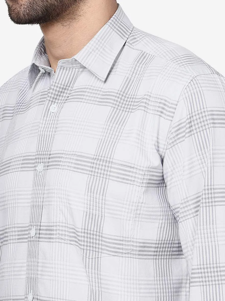 Light Grey Checked Slim Fit Semi Casual Shirt | JadeBlue