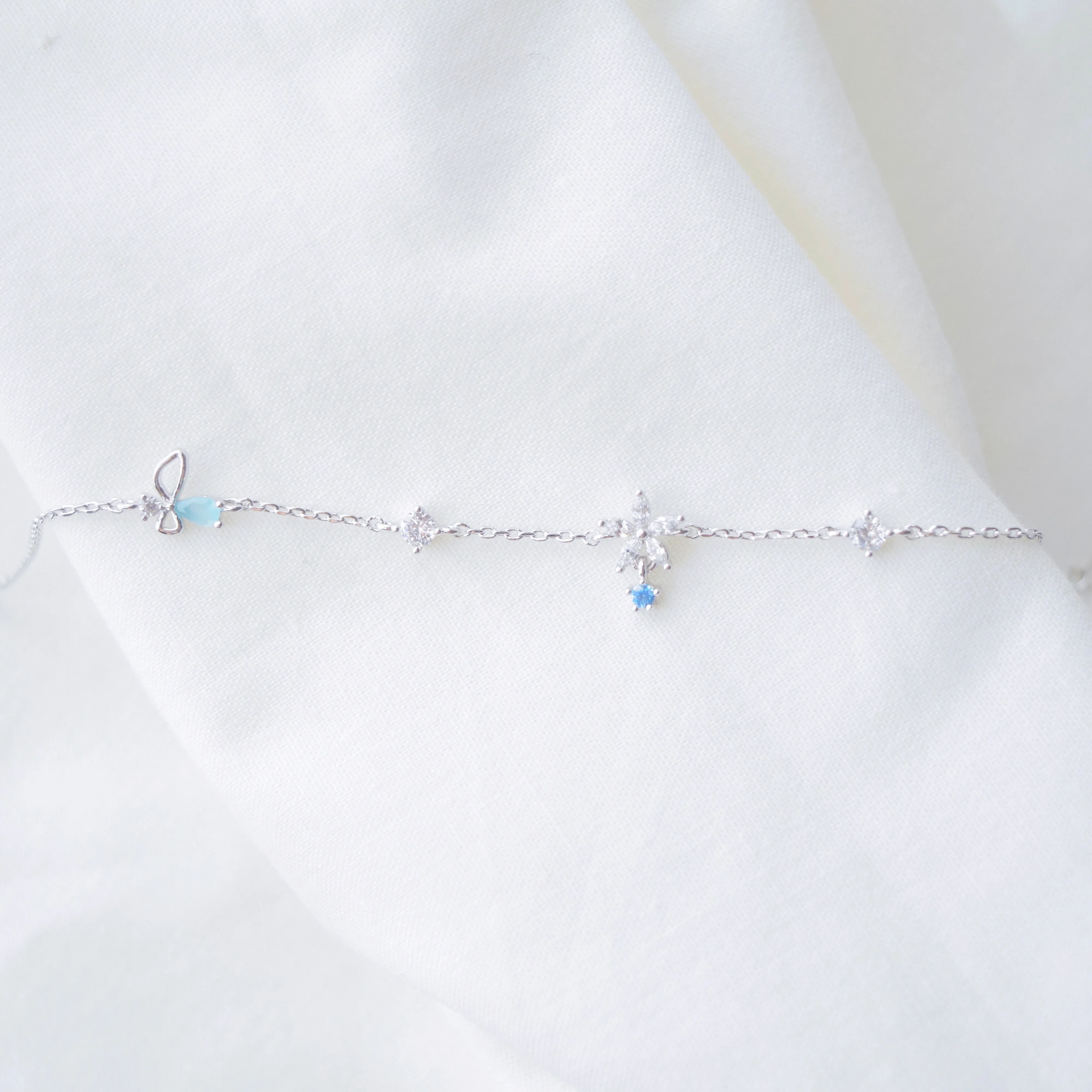 Silver Daffodil Bracelet