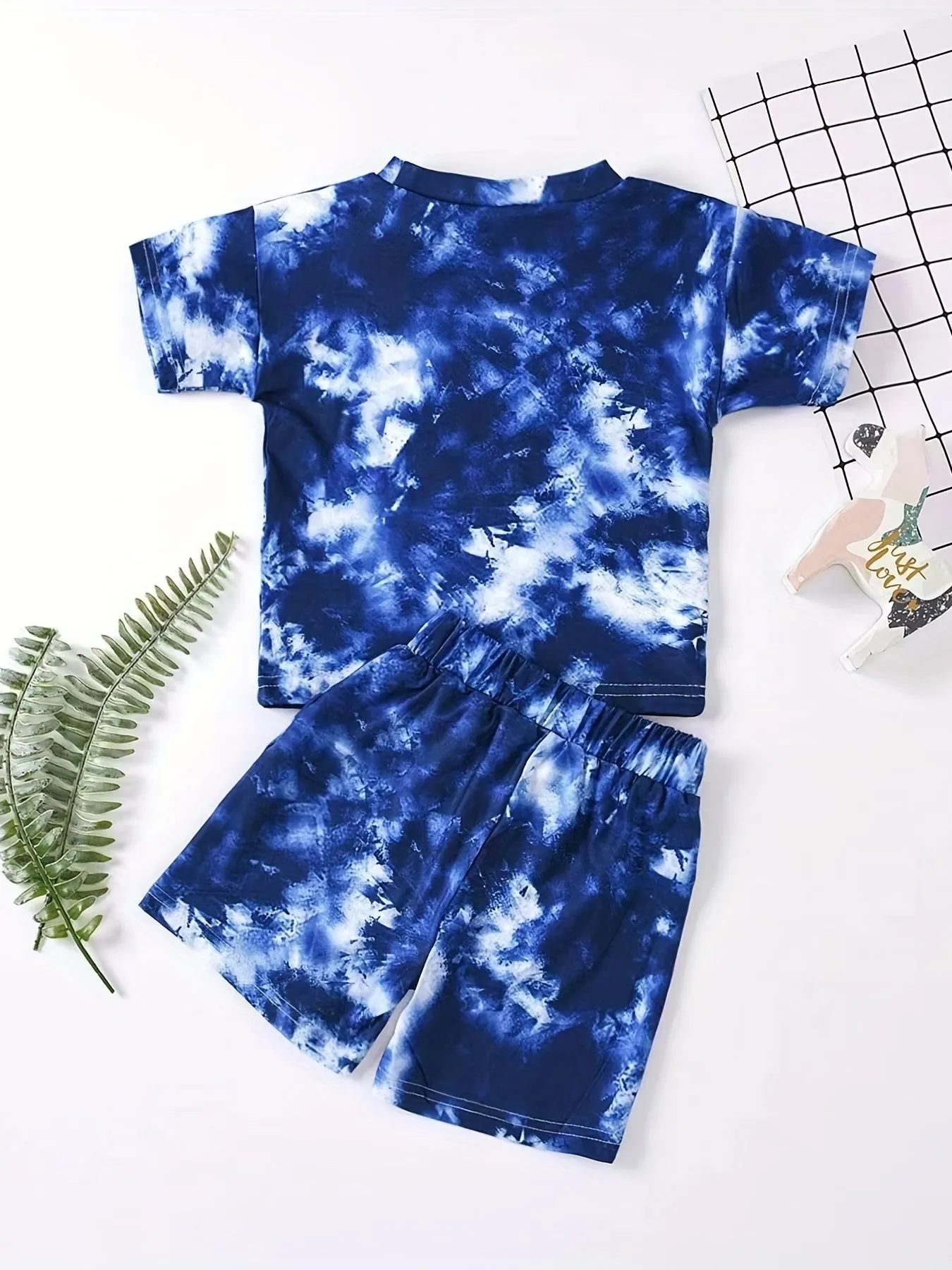 Trendy Tie Dye Tshirt  Shorts Set for BabiesToddlers