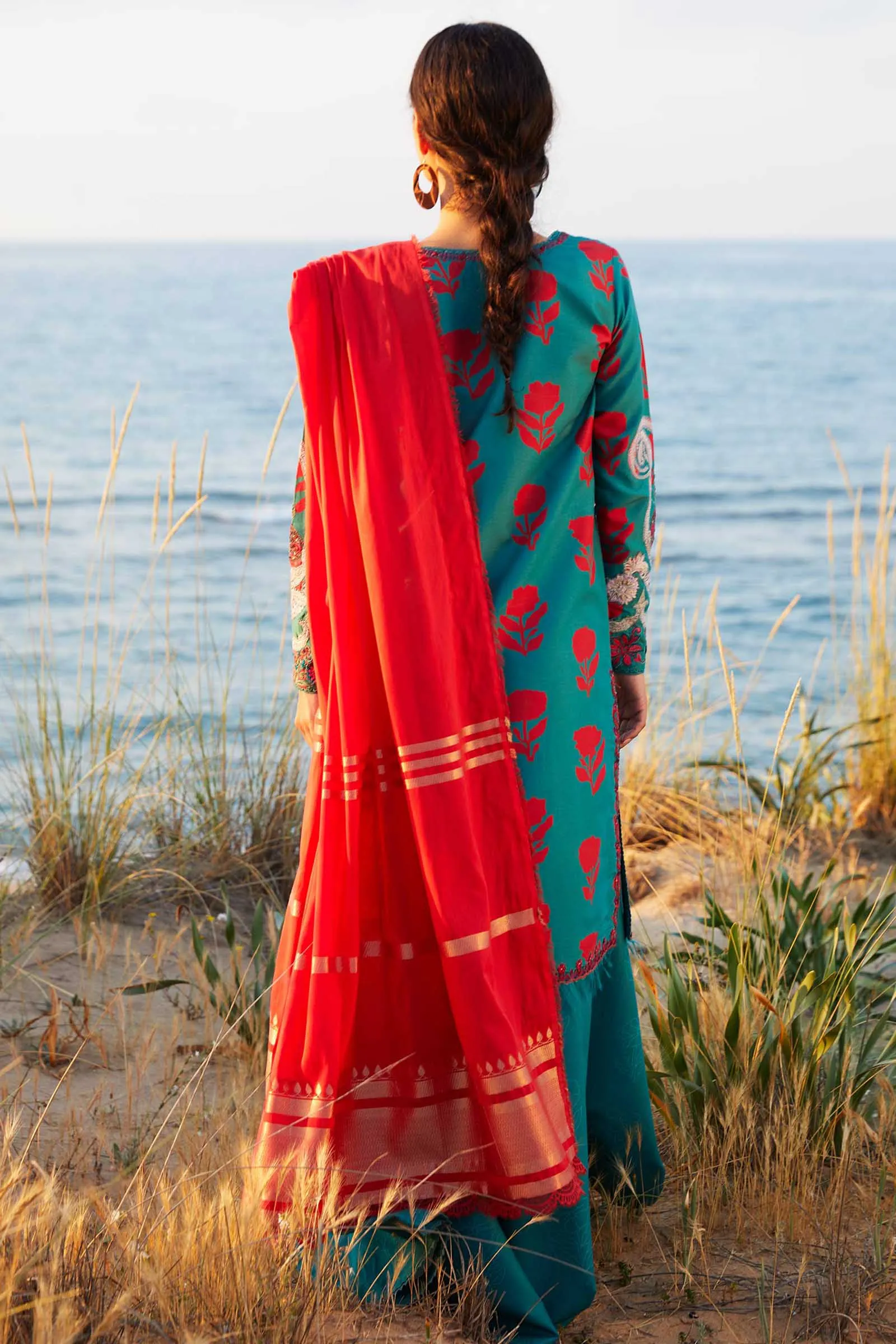 Zara Shahjahan Coco Luxury Lawn Collection 2021 – ZCE21-2B